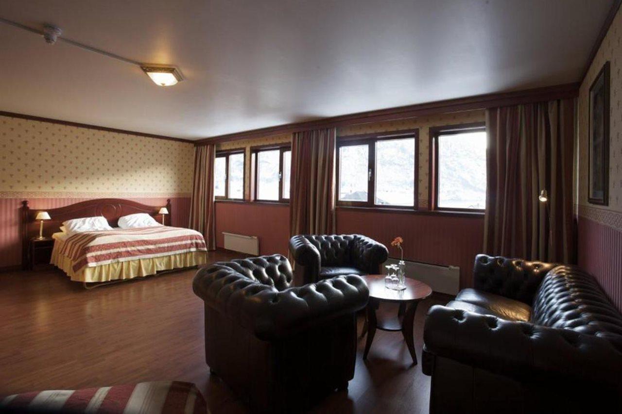 סוגנדל Best Western Laegreid Hotell מראה חיצוני תמונה